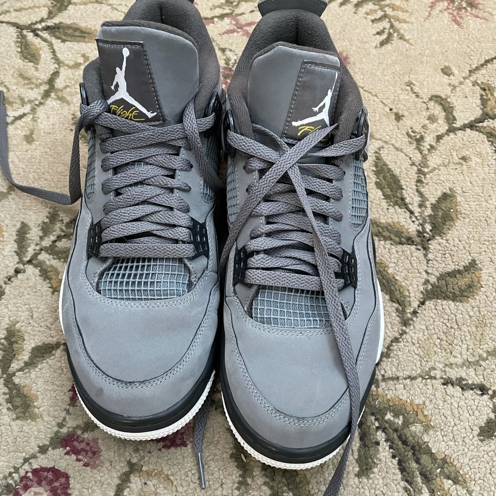 Jordan 4 Cool grey